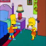 Gif Bart et Lisa se chamaillent